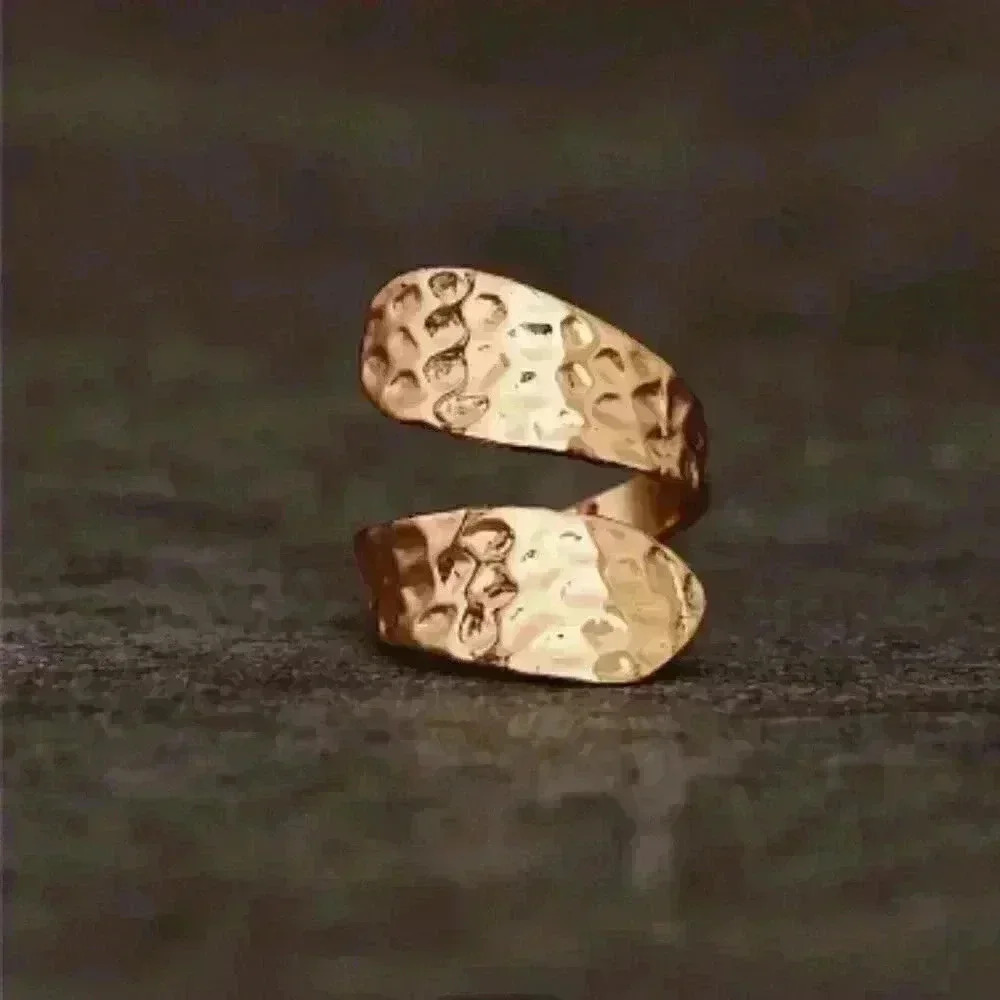 Gold Vintage Style Ring